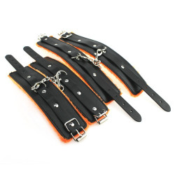 Generique Kit Bondage 7 Pièces Noir/Orange